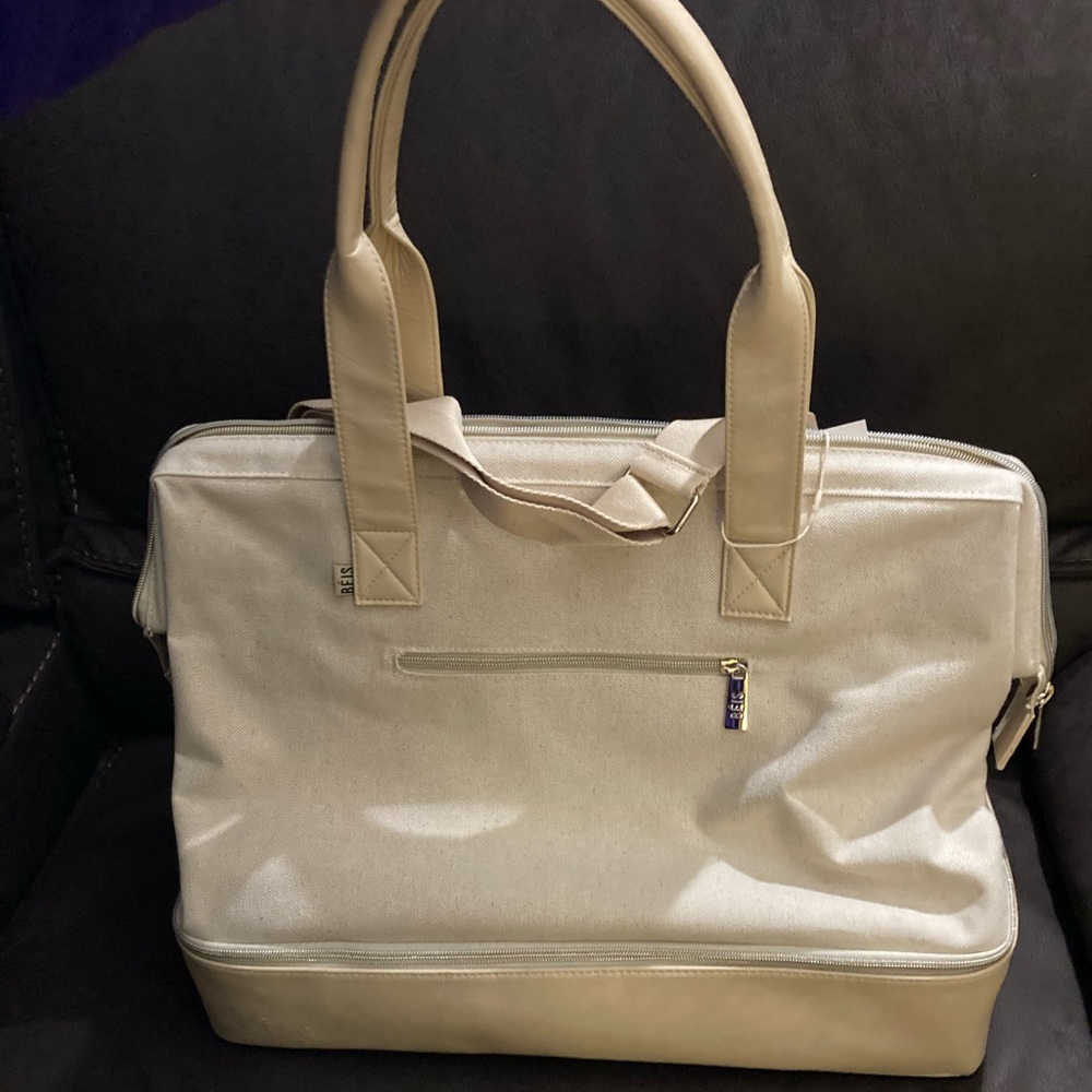 Beis Weekender bag